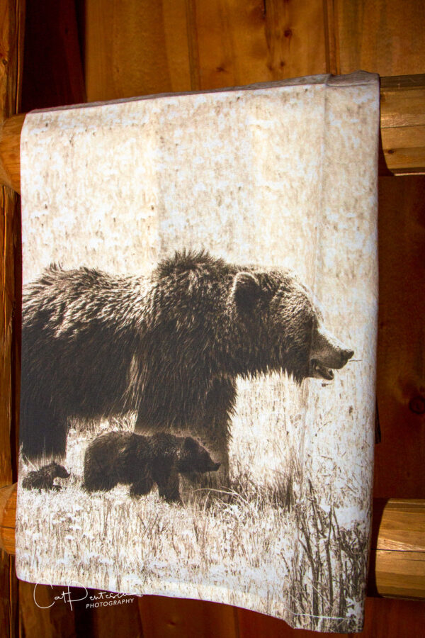 Shop Wyoming GRIZZLY SPIRIT FLOUR SACK TOWEL