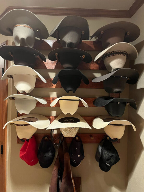 Shop Wyoming 15H – 15 Hat Horizontal Functional Western Decor