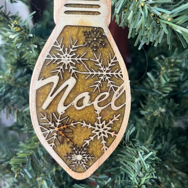 Shop Wyoming Wood & Resin Christmas Ornament Set – Bundle of 5 Holiday Light Bulbs | Peace, Rejoice, Noel, Feliz Navidad, Merry Christmas | Rustic Farmhouse Tree Decor