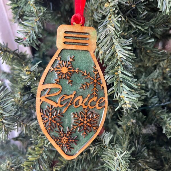 Shop Wyoming Wood & Resin Christmas Ornament Set – Bundle of 5 Holiday Light Bulbs | Peace, Rejoice, Noel, Feliz Navidad, Merry Christmas | Rustic Farmhouse Tree Decor