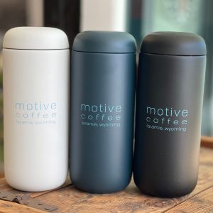 Shop Wyoming Motive 3-in-1 travel mug by Fellow