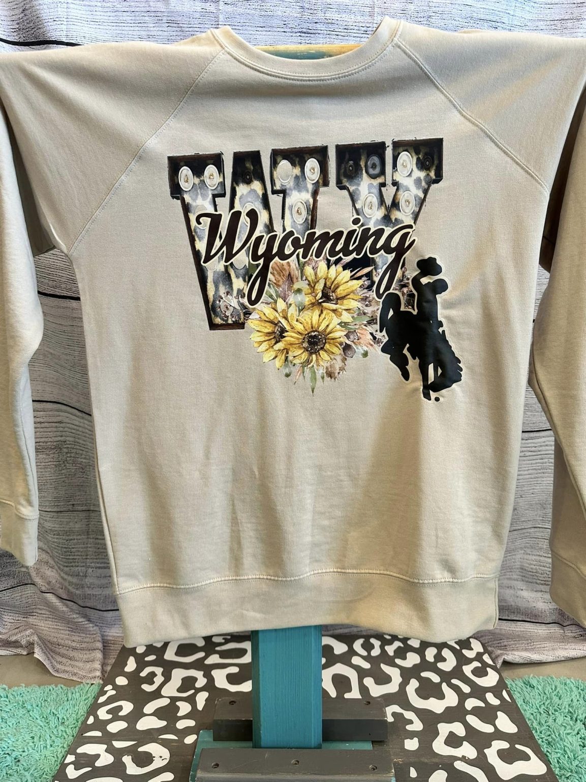 Shop Wyoming Wyoming Sunflower Hoodie, crewneck, or T-shirt Shop Wyoming Wyoming Sunflower Hoodie, crewneck, or T-shirt